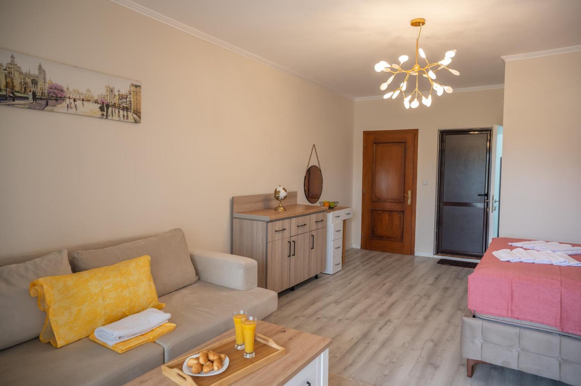 Beach Walk Apartments Ulcinj Bagian luar foto