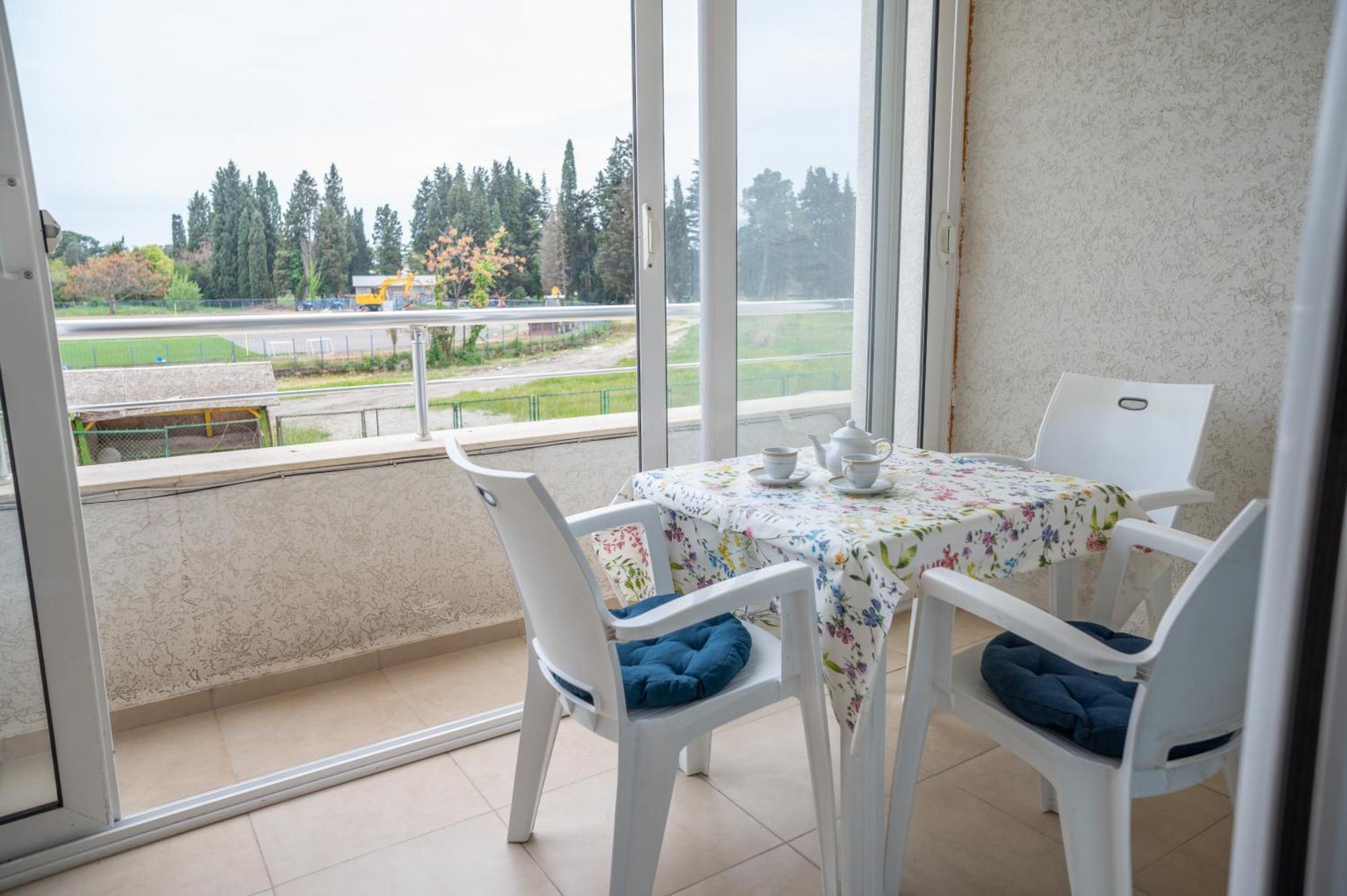 Beach Walk Apartments Ulcinj Bagian luar foto
