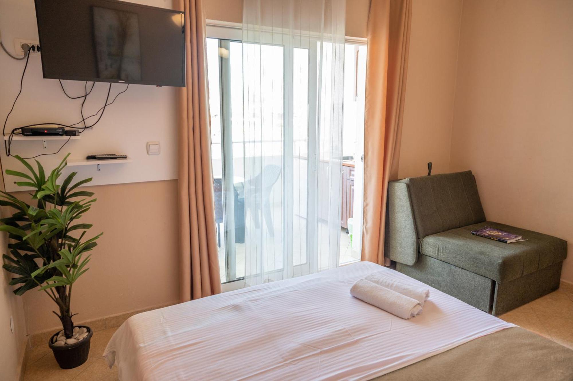 Beach Walk Apartments Ulcinj Bagian luar foto